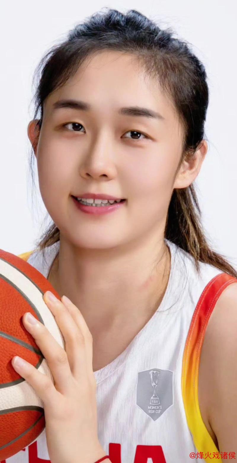 潘臻琦贡献11分，中国女篮惜败日本，山本麻衣砍下13+5+5