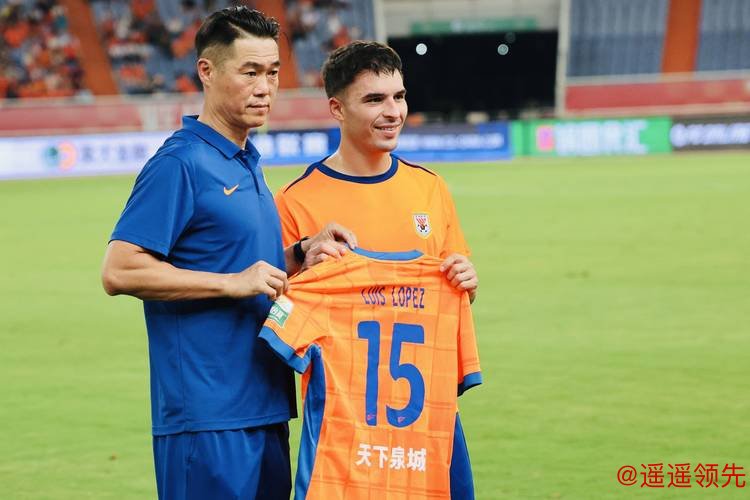 克雷桑乐不思蜀，洛佩斯终于找到下家，山东泰山队真的落魄了！