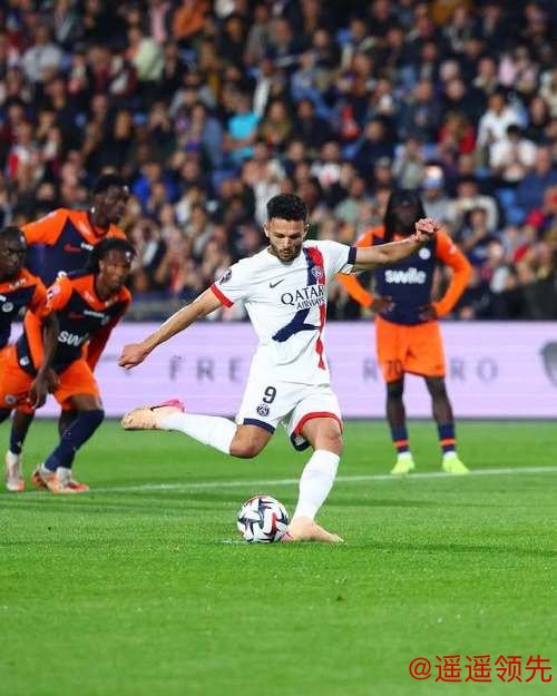 法甲-杜埃、贡萨洛-拉莫斯破门 巴黎2-1勒阿弗尔