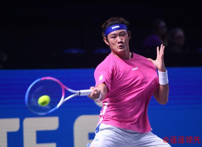 张之臻0-2法国19岁小将 巴塞罗那站止步男单首轮
